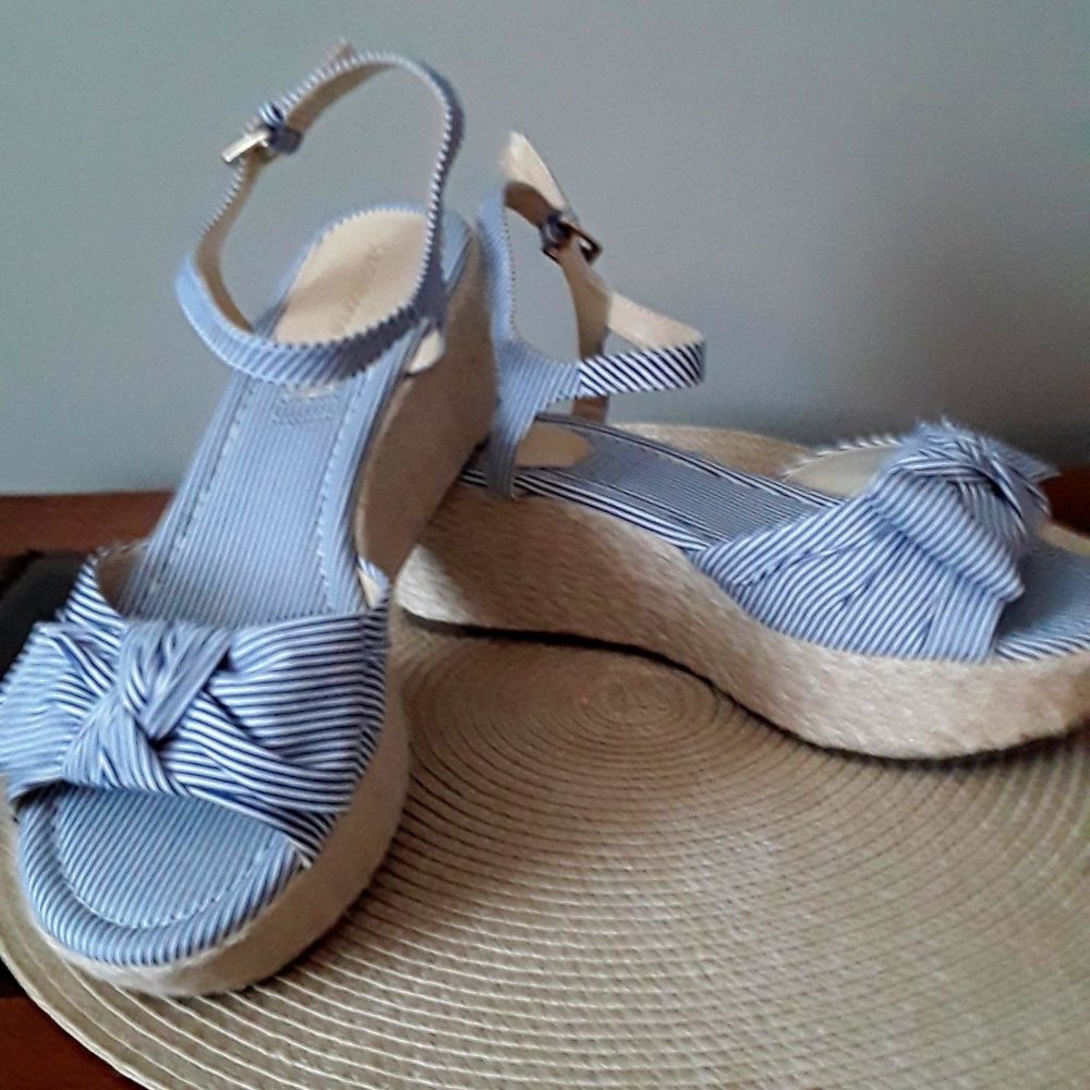 Liz Claiborne  Navy & White Stripe Wedge Sandals